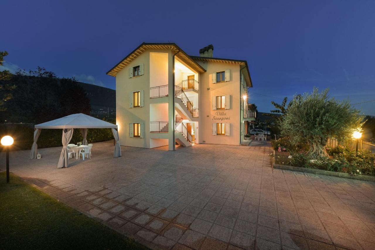 Villa Scarponi Asís Exterior foto