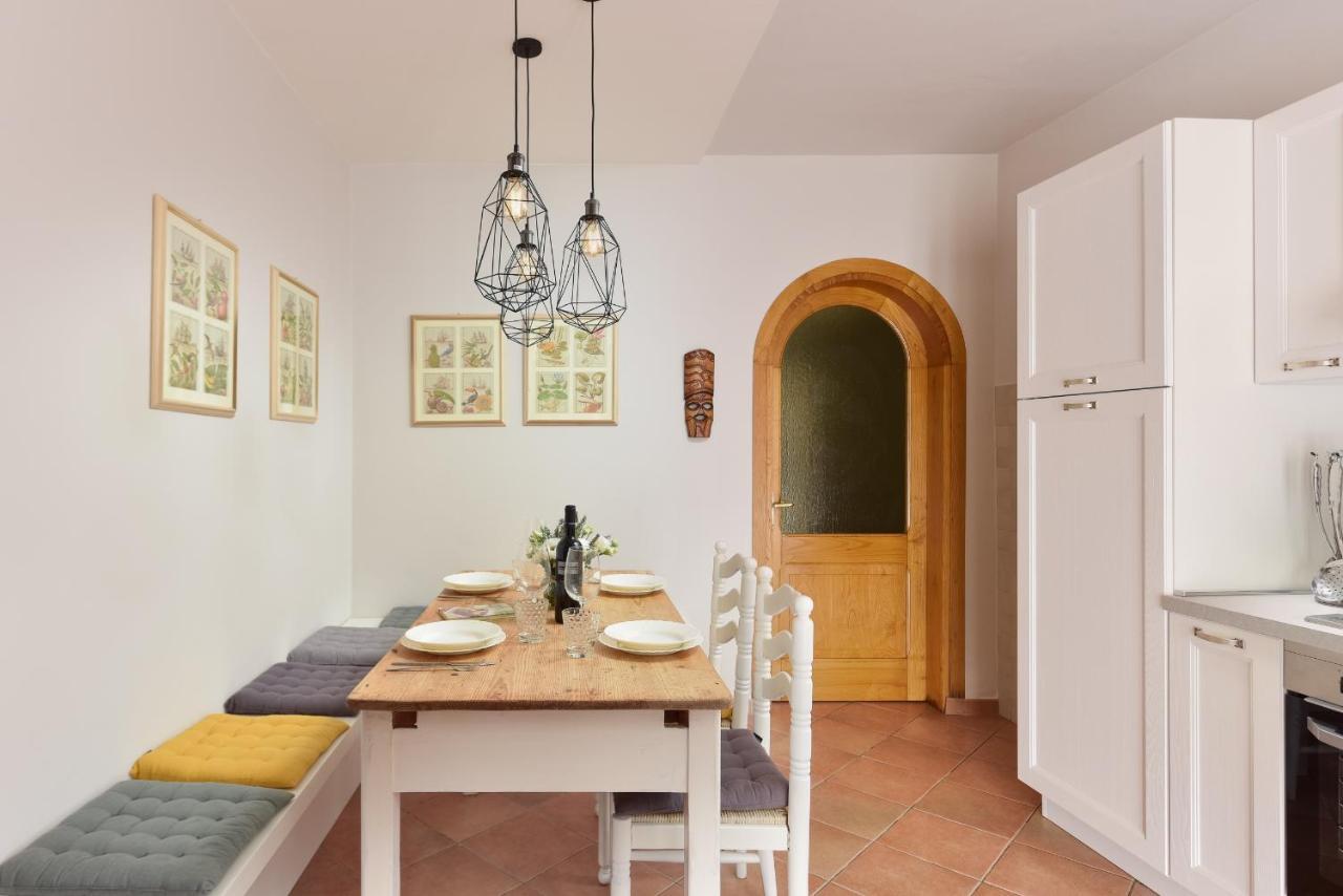 Villa Scarponi Asís Exterior foto