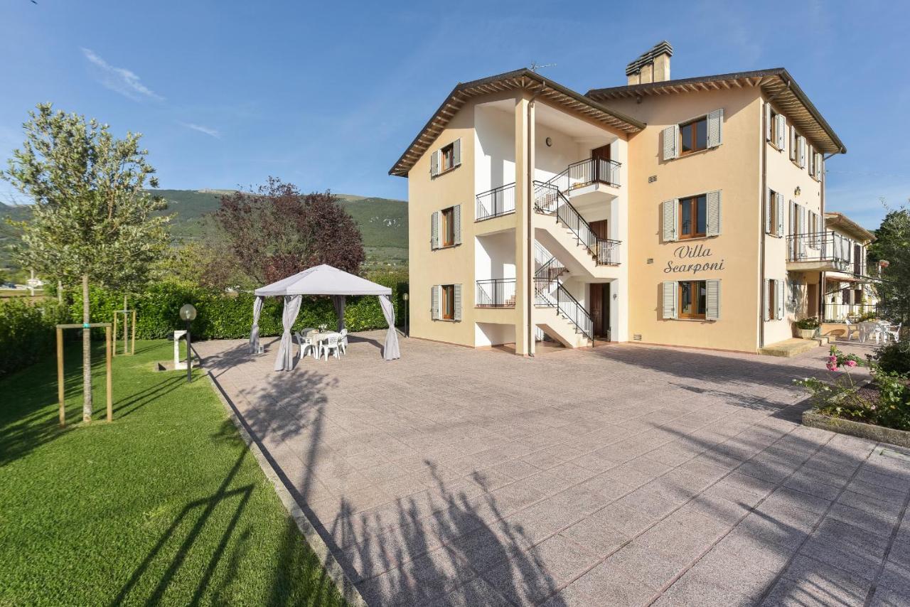Villa Scarponi Asís Exterior foto